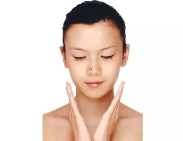 脸部运动操视频教程,焕发青春活力