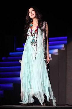 歌手万芳的老公,幸福背后的守护者