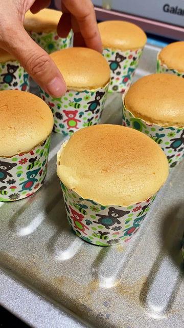 如何做纸杯蛋糕视频,跟随视频教程学烘焙